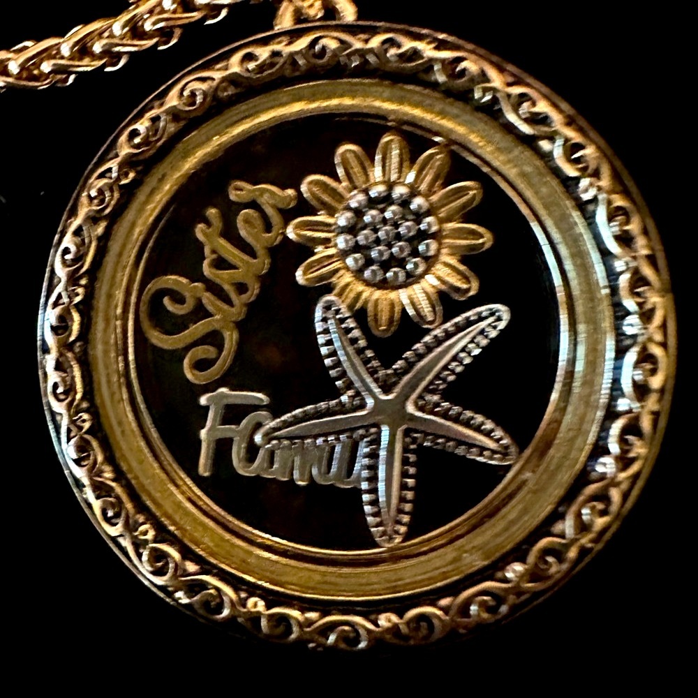 102. Gold Pendant Necklace